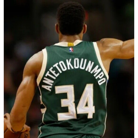 Giannis Antetokounmpo (Nike)-(Bucks)-(Green)-(Jersey)-(New Cond.)-(Size:XL)-$95 - Picture 6 of 12
